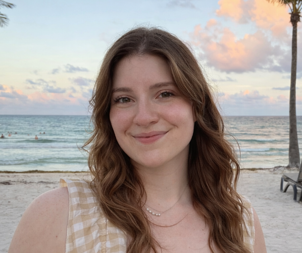Photo of writer Alyssa Jones